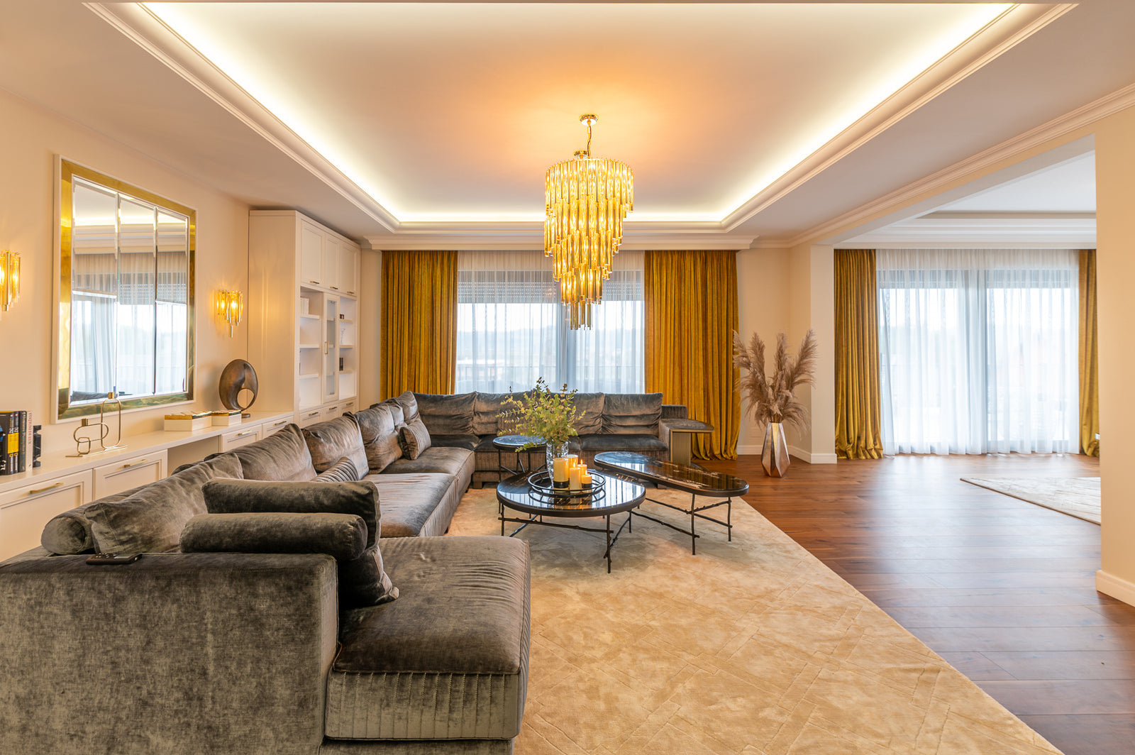 Cum să îți alegi perdelele pentru o casă cu ferestre panoramice