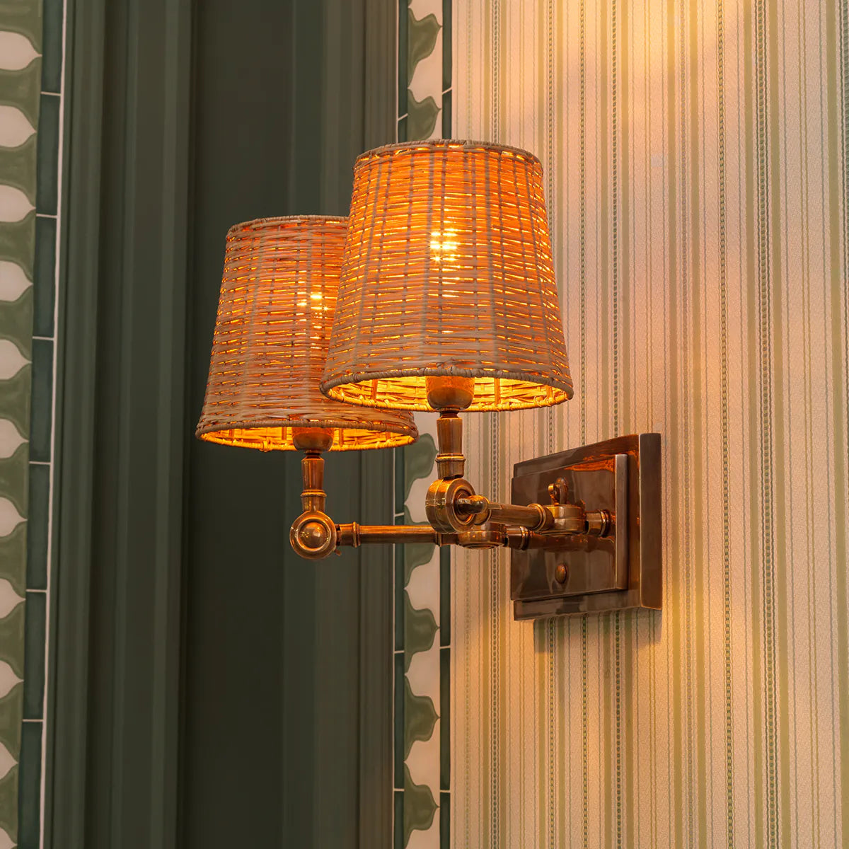 Lampa de perete Wentworth