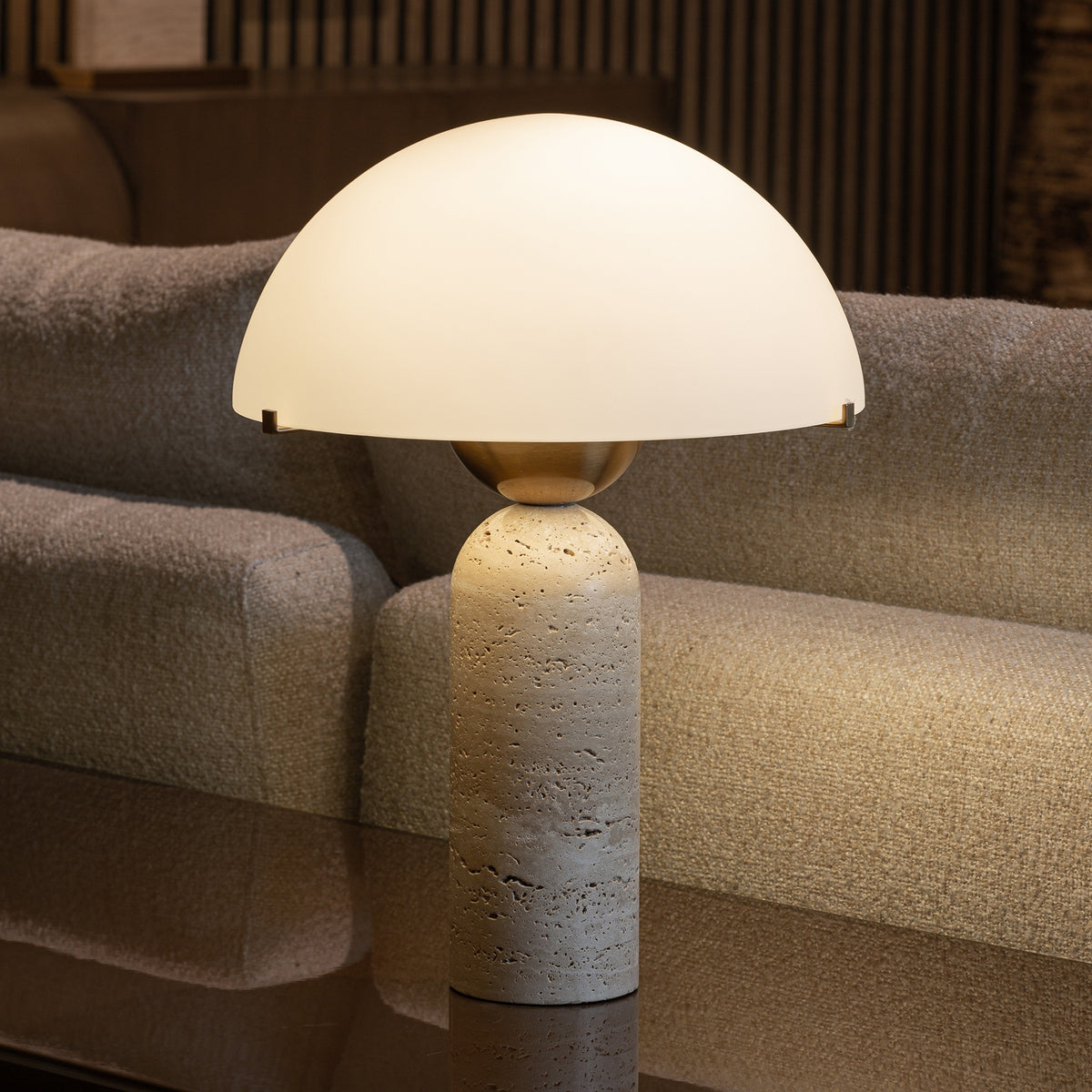 Lampa de masa Crem