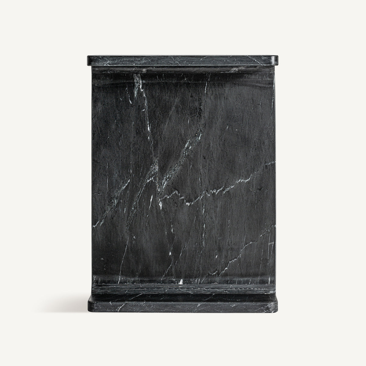 MĂSUȚĂ MARQUINA