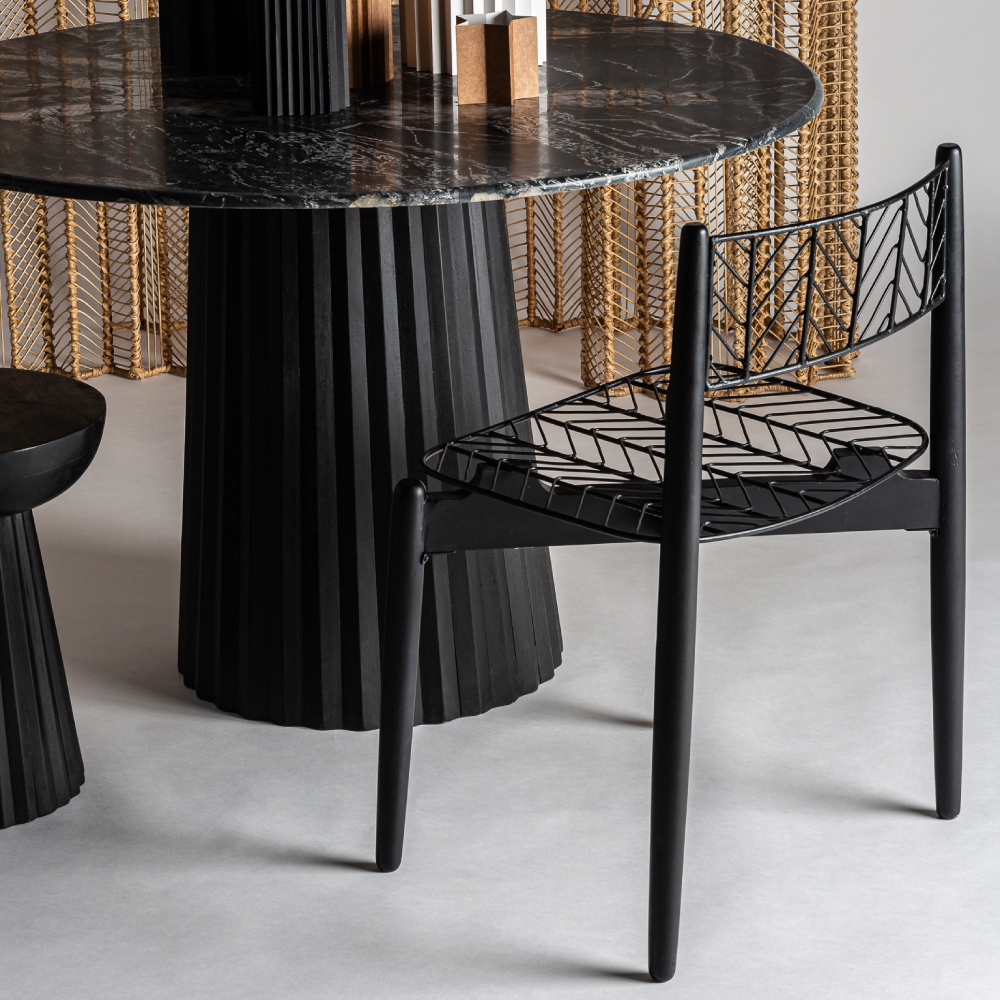 Set 2 scaune dining negru din lemn si fier Plisse