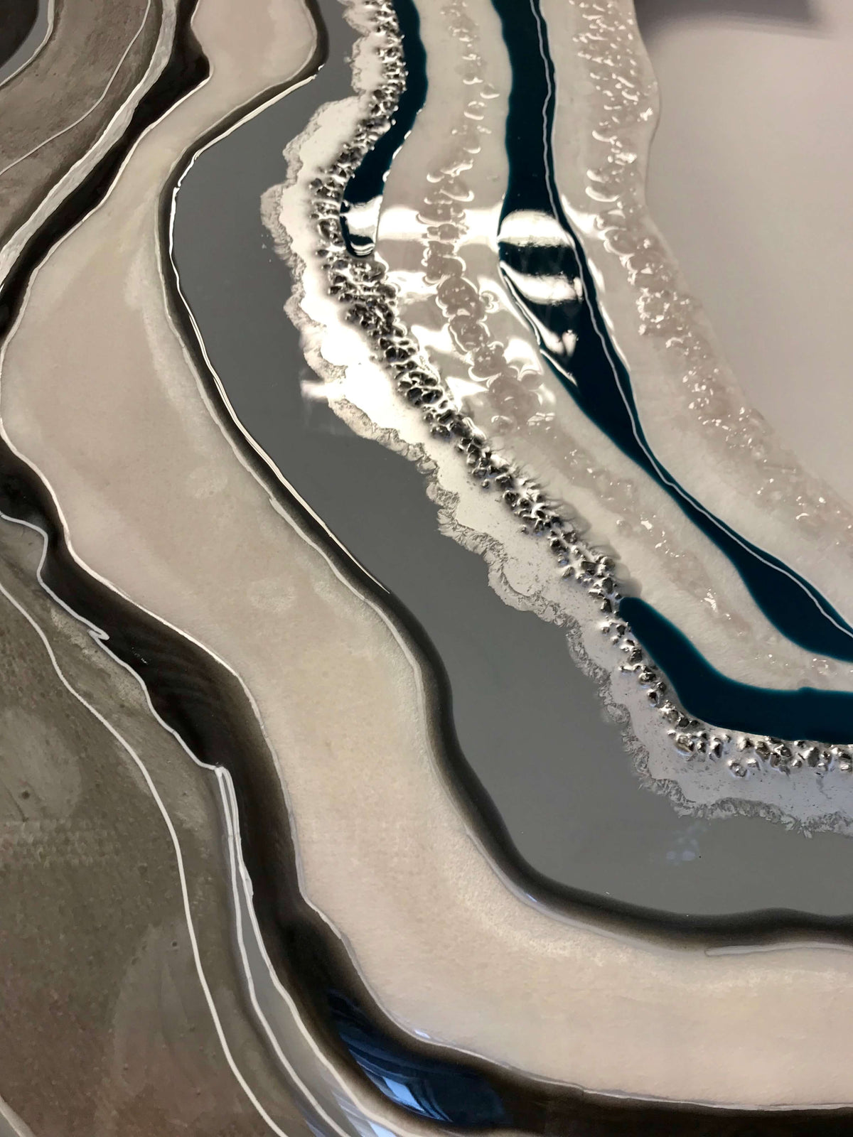 Tablou Grey Lines Geode 70x102 cm Luxury Resin Collection | ARTIGIANA STUDIO